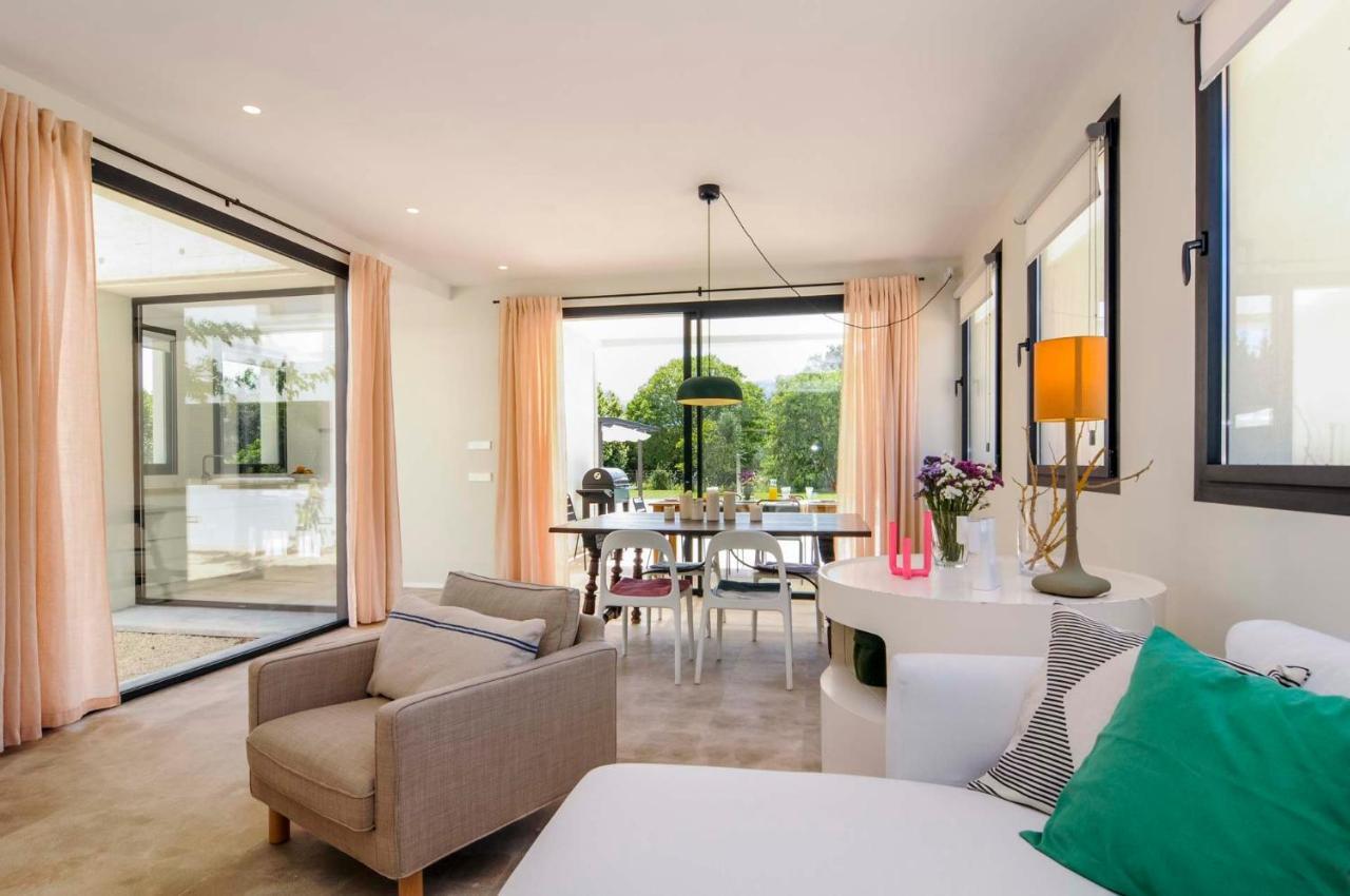 Hort Petit De Ternelles Villa